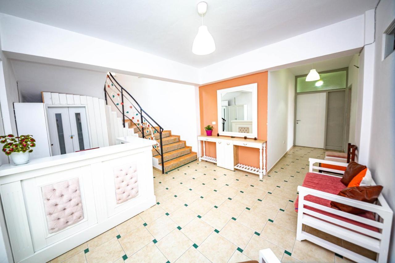 Ideal Aparthotel Saranda Luaran gambar