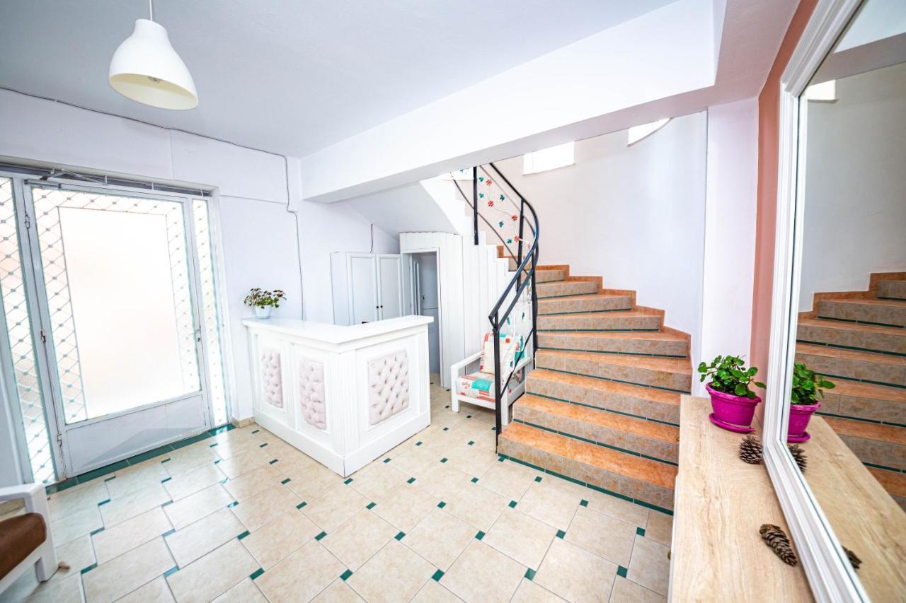 Ideal Aparthotel Saranda Luaran gambar