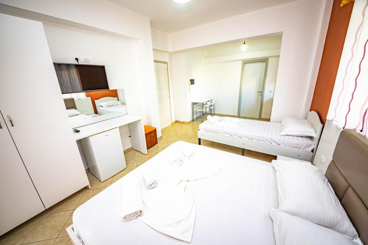Ideal Aparthotel Saranda Luaran gambar