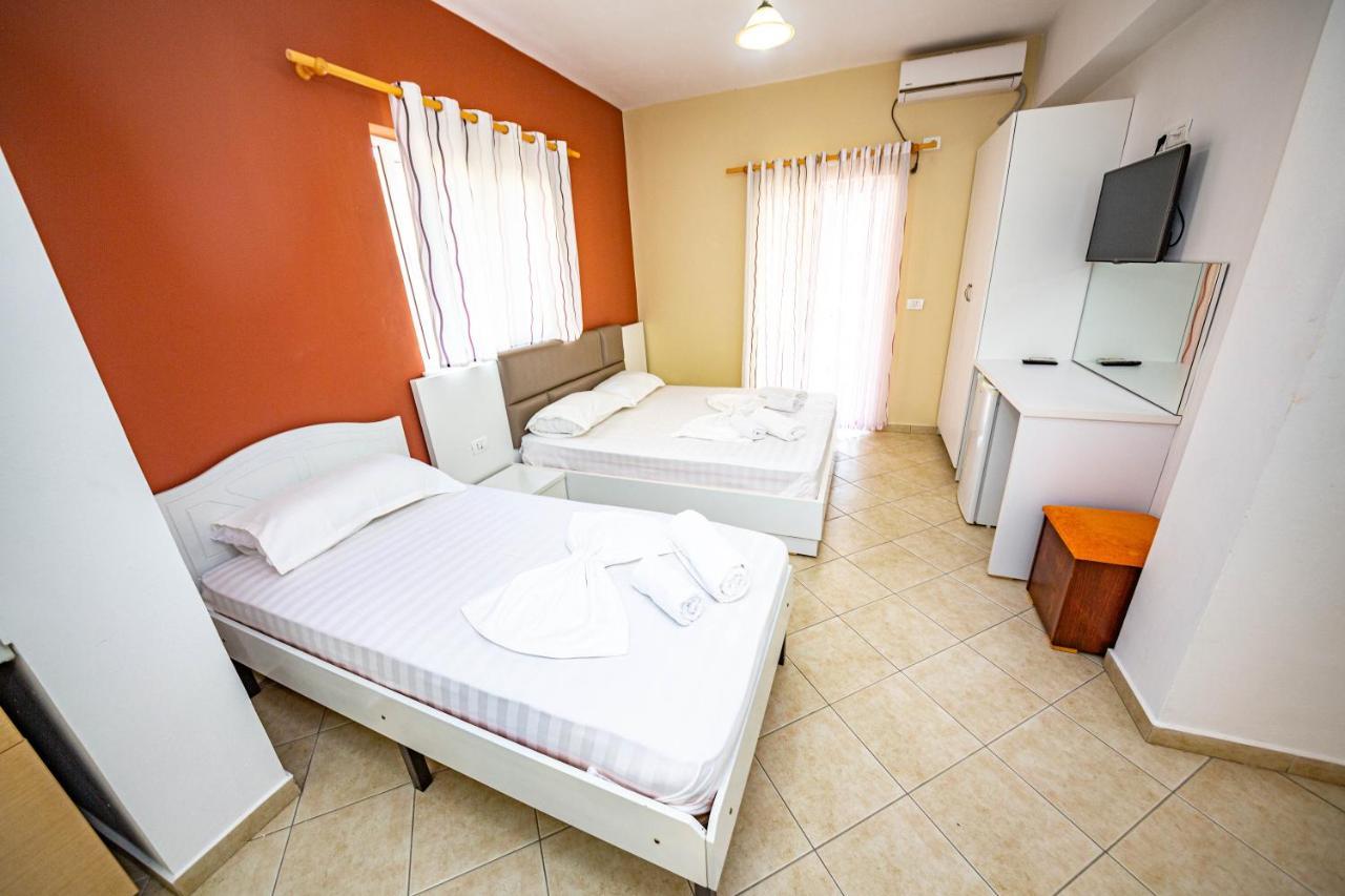 Ideal Aparthotel Saranda Luaran gambar
