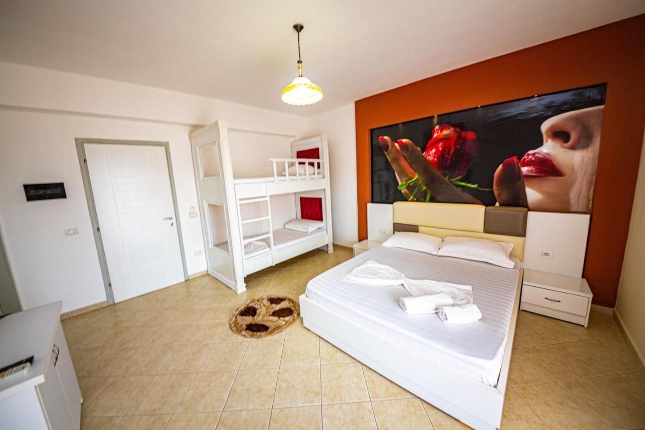 Ideal Aparthotel Saranda Luaran gambar