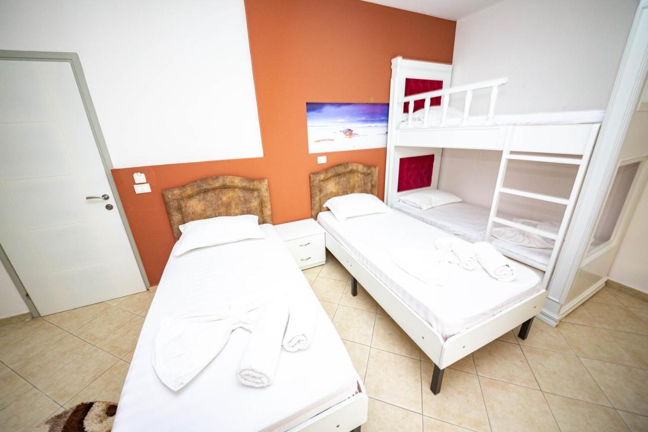Ideal Aparthotel Saranda Luaran gambar