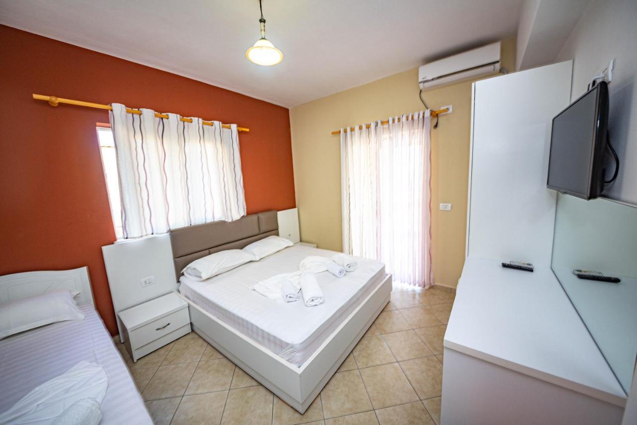 Ideal Aparthotel Saranda Luaran gambar