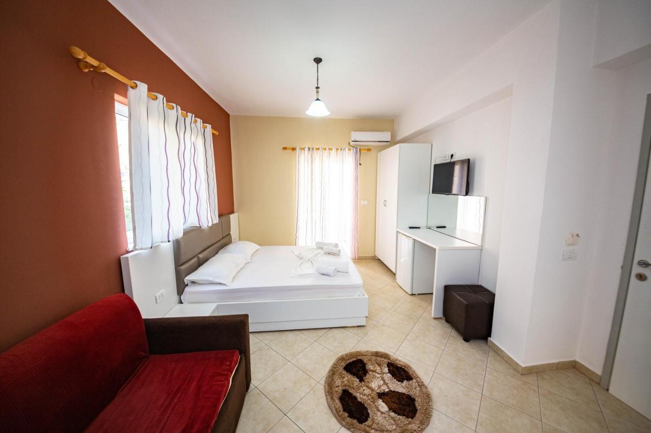Ideal Aparthotel Saranda Luaran gambar